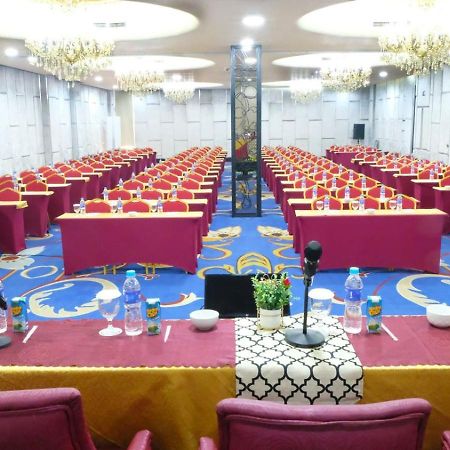 Sapphire Sky Hotel & Conference Serpong Zewnętrze zdjęcie