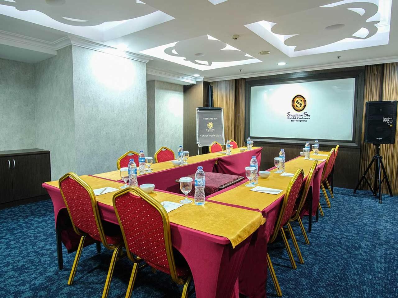 Sapphire Sky Hotel & Conference Serpong Zewnętrze zdjęcie