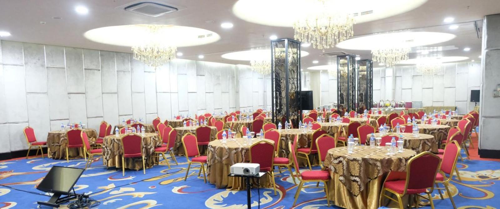 Sapphire Sky Hotel & Conference Serpong Zewnętrze zdjęcie